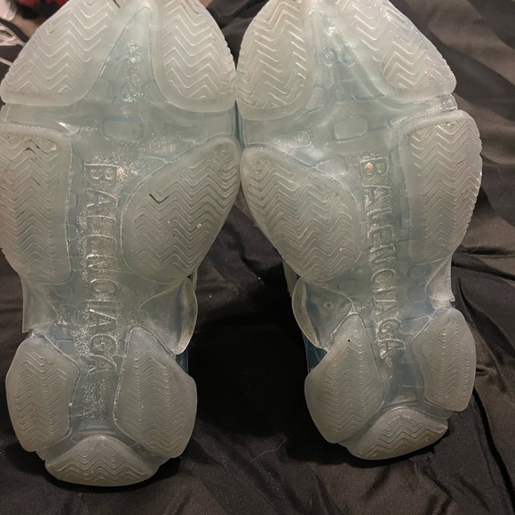 Royal blue and grey shoes - Picture 6 of 6